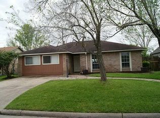 2706 Brompton Dr, Pearland, TX 77584