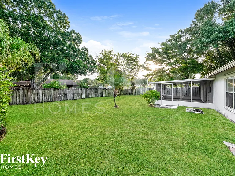 1401 SW Sudder Ave — Photo 17