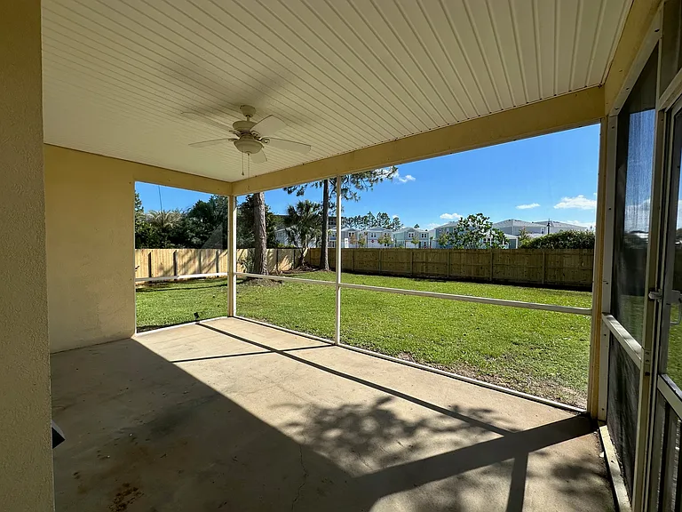90 Albatross Ct — Photo 10