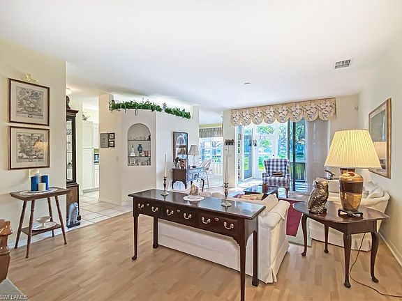 5th image of 14801 Crystal Cove Ct APT 1001