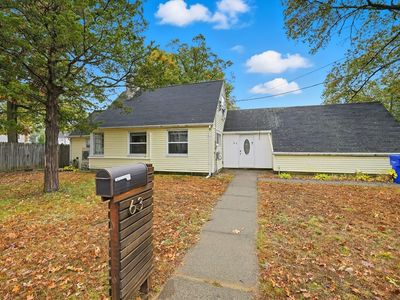 63 Peer St, Springfield, MA, 01109