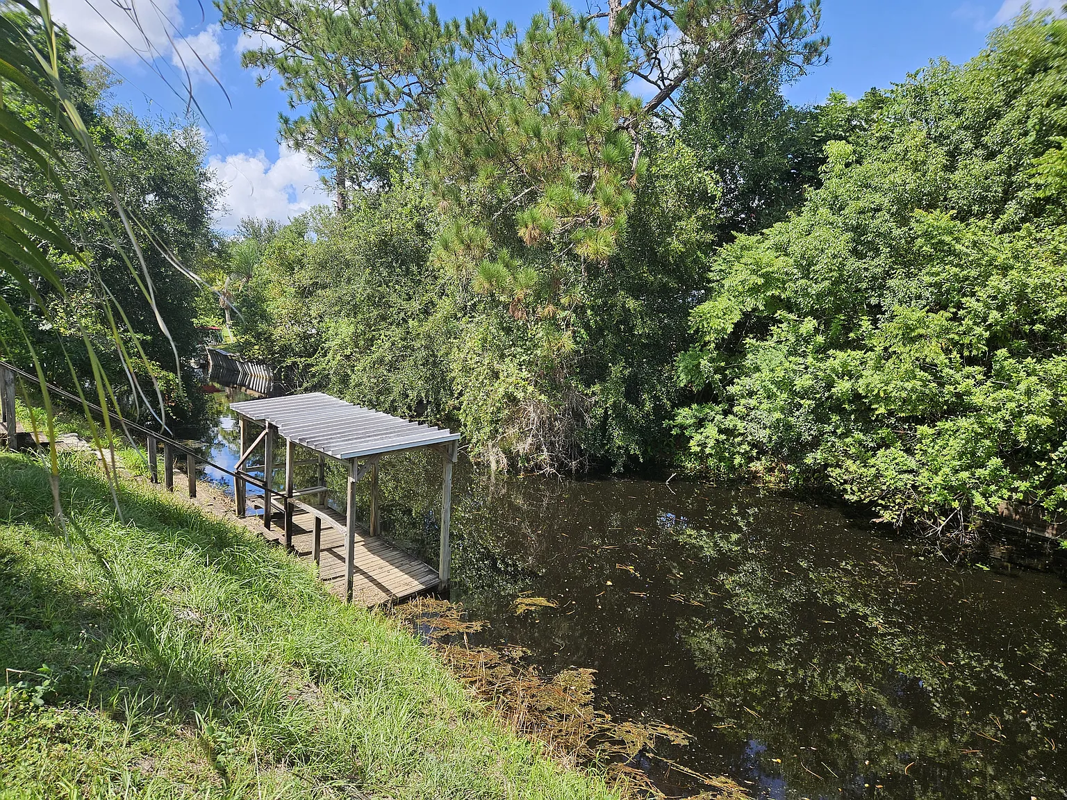 3 bed, 1296 sqft, $2,000 — Photo 3