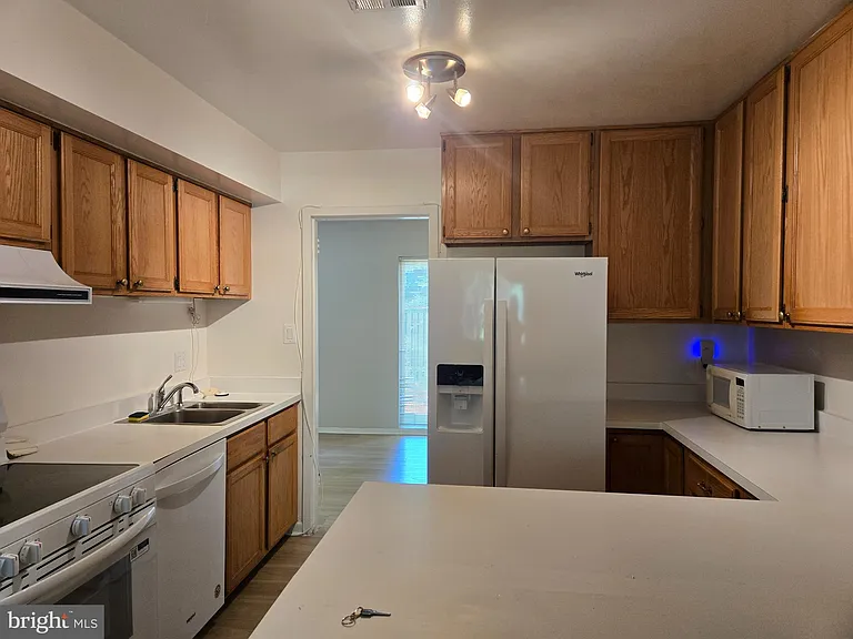 1808 Ivy Oak Sq #44 — Photo 13