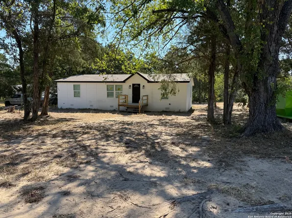 282 Flint Ridge, Bastrop, TX 78602