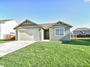 6109 N Sidon Ln, Pasco, WA 99301