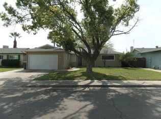 92 W Swift Ave, Clovis, CA 93612