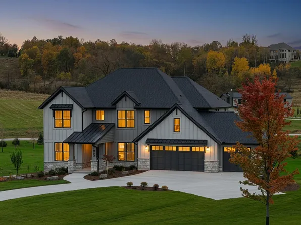 795 Irvin Ln SW, Rochester, MN 55902