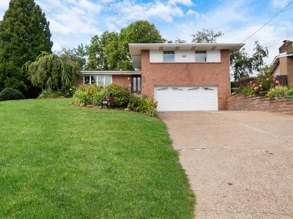 909 Holly Lynne Dr, Bethel Park, PA 15102