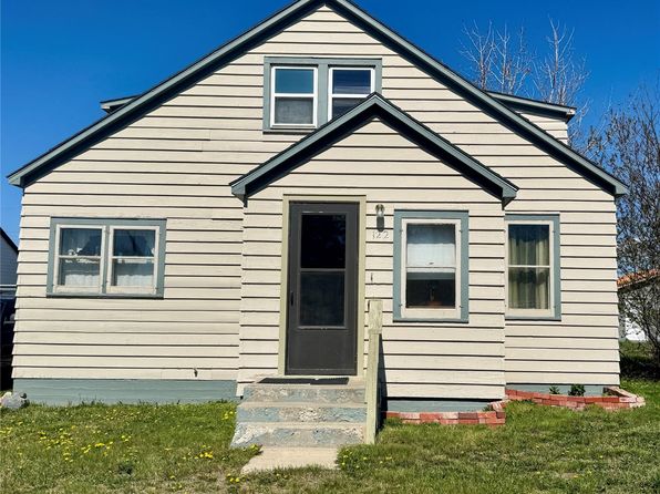 122 3rd Ave NW, Cut Bank, MT 59427