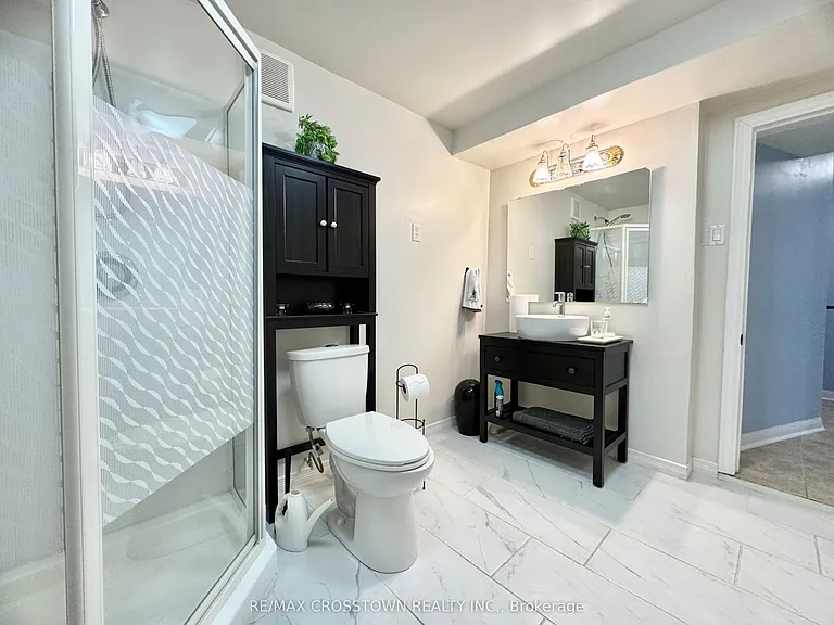 25 Nicole Marie Ave — Photo 32