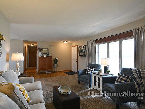 24 x 12 Living Room