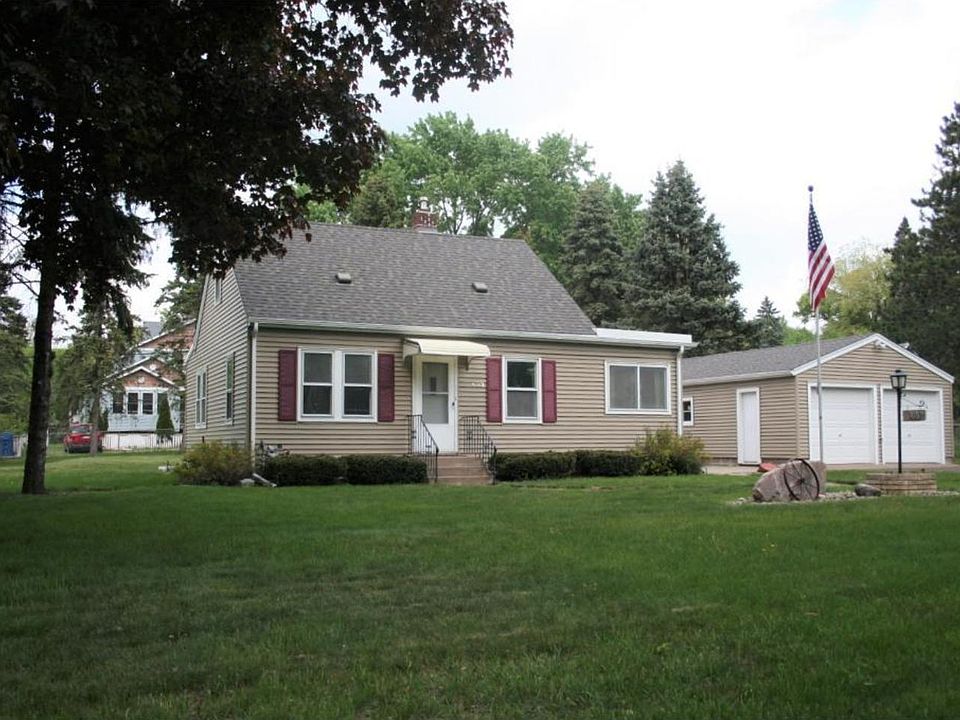 1st image of 603 Price Ave E