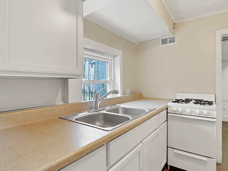 18C Pinewood Dr #D — Photo 12