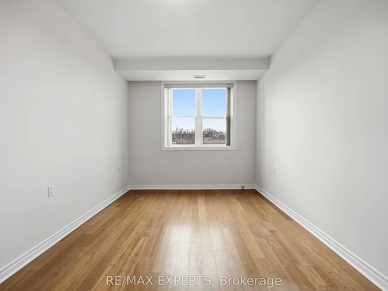 15450 Yonge St S #207 — Photo 25