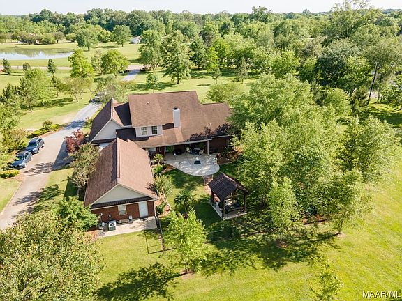 5th image of 303 Foxchase Dr