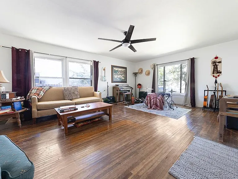 936 Cheatham St — Photo 3