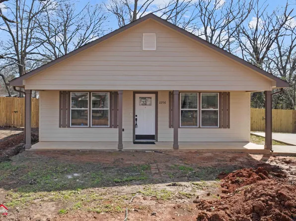 2206 Katherine St, Marshall, TX 75670