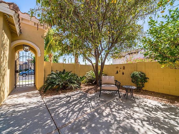 2nd image of 2324 E Desert Broom Pl