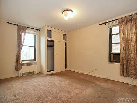 Sold by Century 21 American Homes | media 9