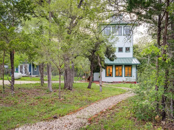 112 Boulder Ln, Manor, TX 78653