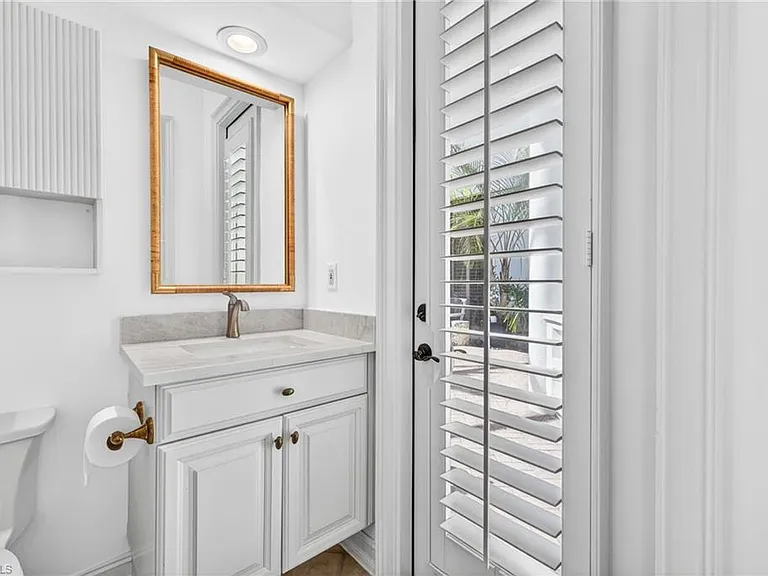 3296 Lookout Ln — Photo 23