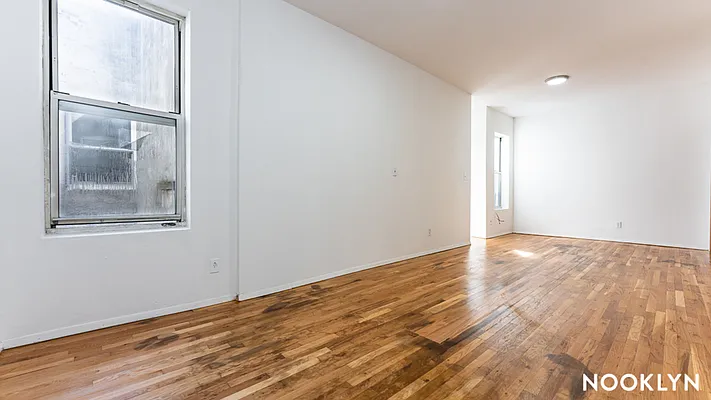 Rented by Nooklyn NYC LLC | media 8