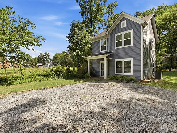 3rd image of 1609 Ronald St