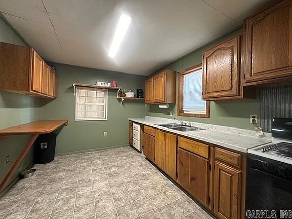 5th image of 527 Greene 938 Rd