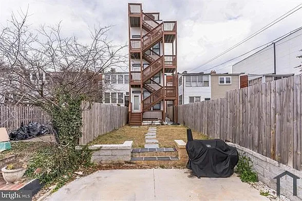 1330 Randolph St NW #1 — Photo 14