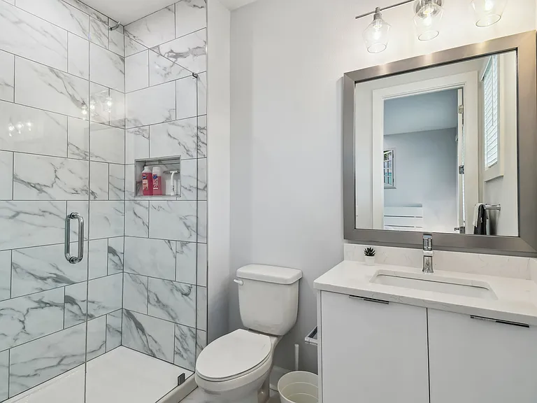 1520 N Pierce St #4 — Photo 42