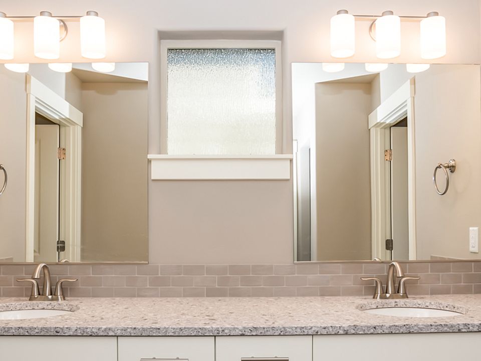 1st image of 20715 NE Boulderfield Ave