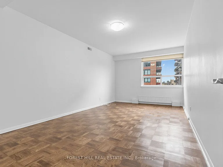 2500 Bathurst St #306 — Photo 23