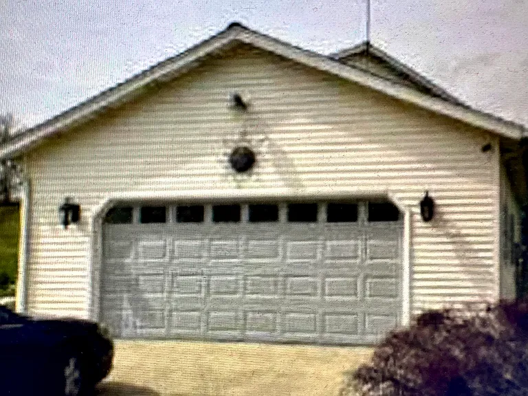 16759 Eighteen Mile Rd — Photo 3