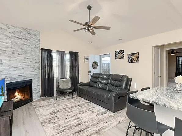 2172 Palermo Pl, North Charleston, SC 29406