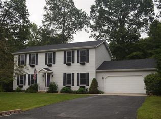 15 E Burwell Dr, Porter, IN