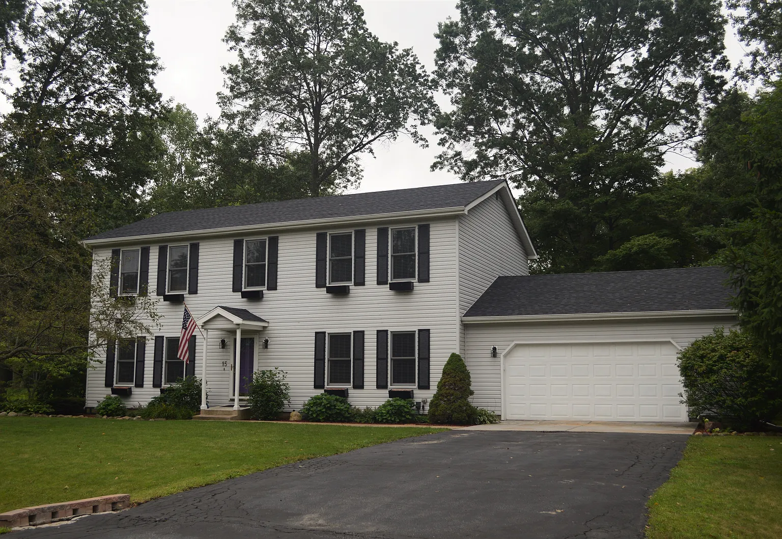 15 E Burwell Dr photo 1