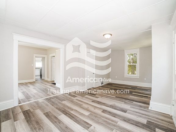 1620174_004_living_room_13795114.jpg