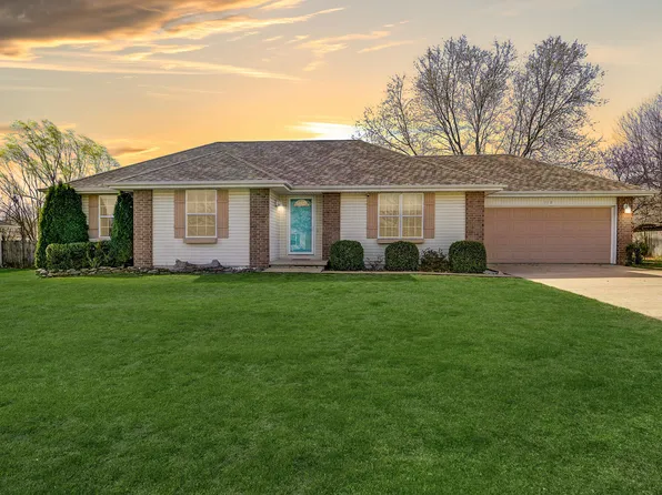 118 E Loyal Street, Clever, MO 65631