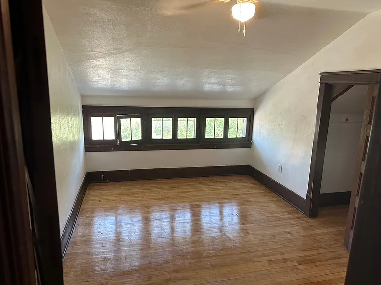 1600 Park Ave #UPPER — Photo 13