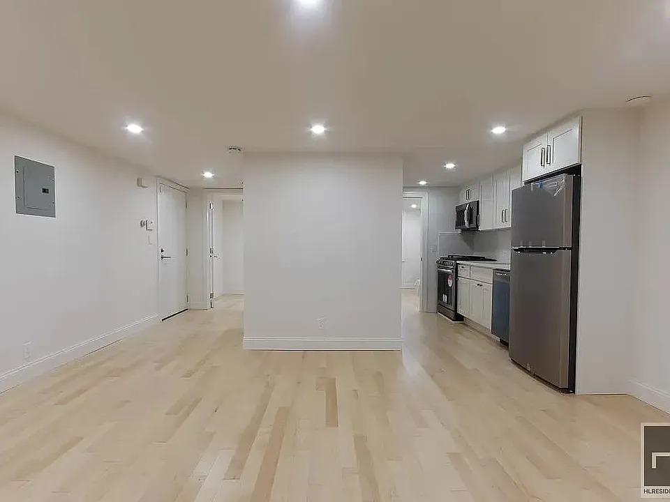 58 Douglass St #1