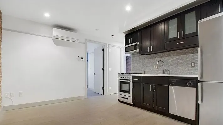 Rented by Compass | media 2