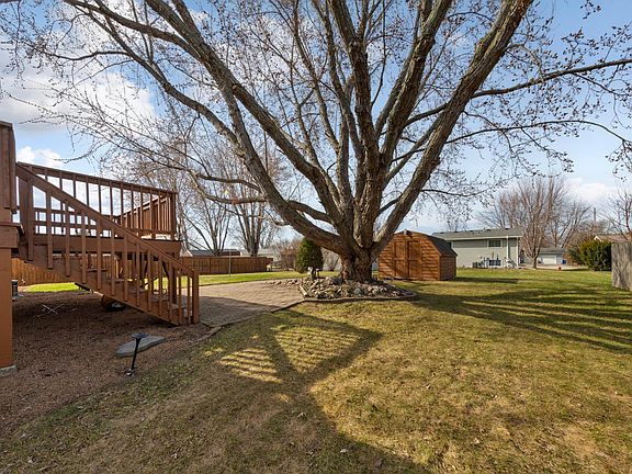 4th image of 530 Cindy Ln