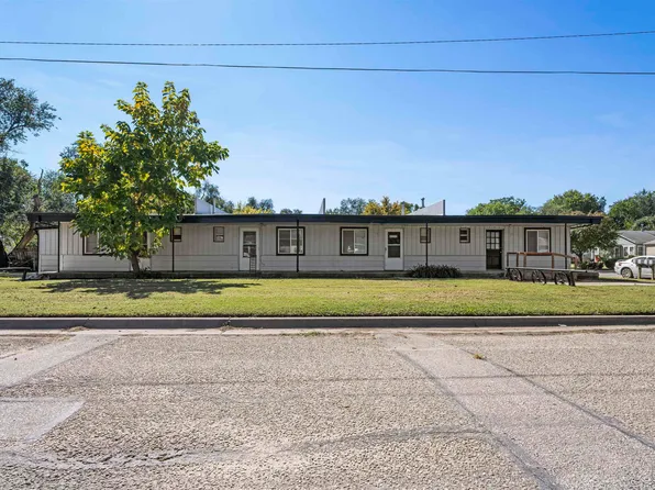 121-127 W 31st St N, Wichita, KS 67204