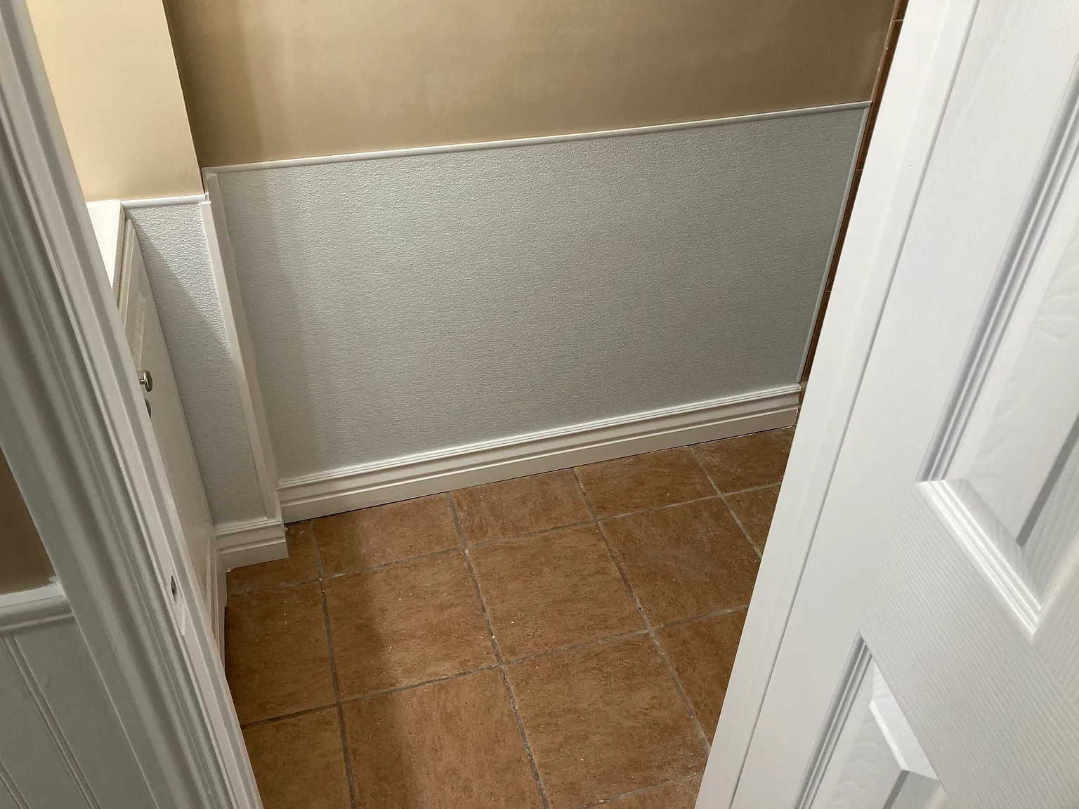 5 bed, 2600 sqft, $3,200 — Photo 3