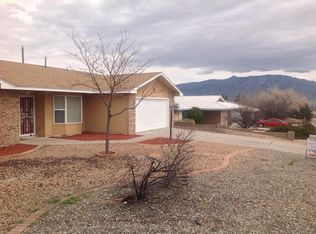 4585 Limestone Dr NE, Rio Rancho, NM 87124