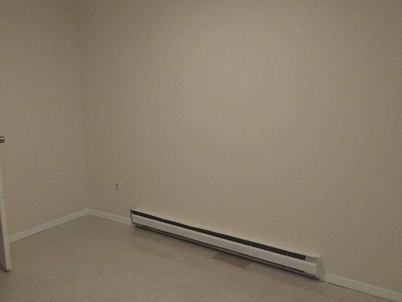2nd image of 3132 6th Ave #6
