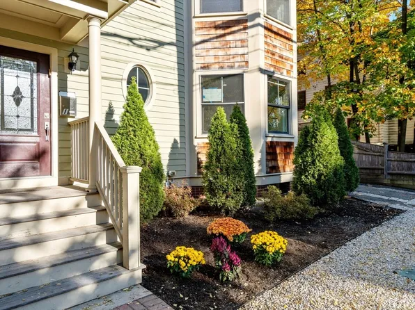 56 Line St #1, Somerville, MA 02143