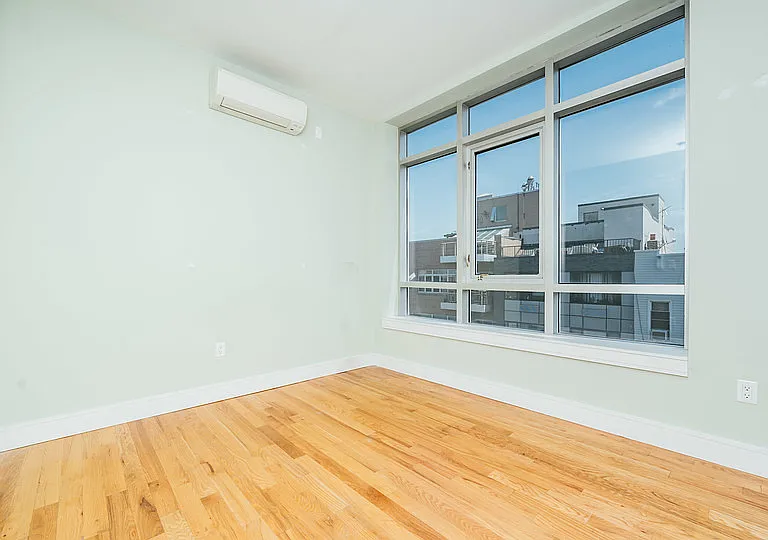 319 Melrose St #2A — Photo 5