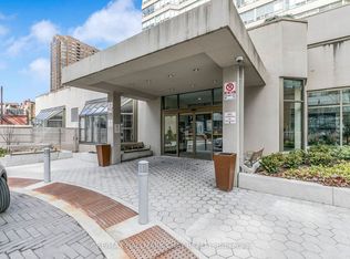 30 Greenfield Ave #1101, Toronto, ON M2N 6N3