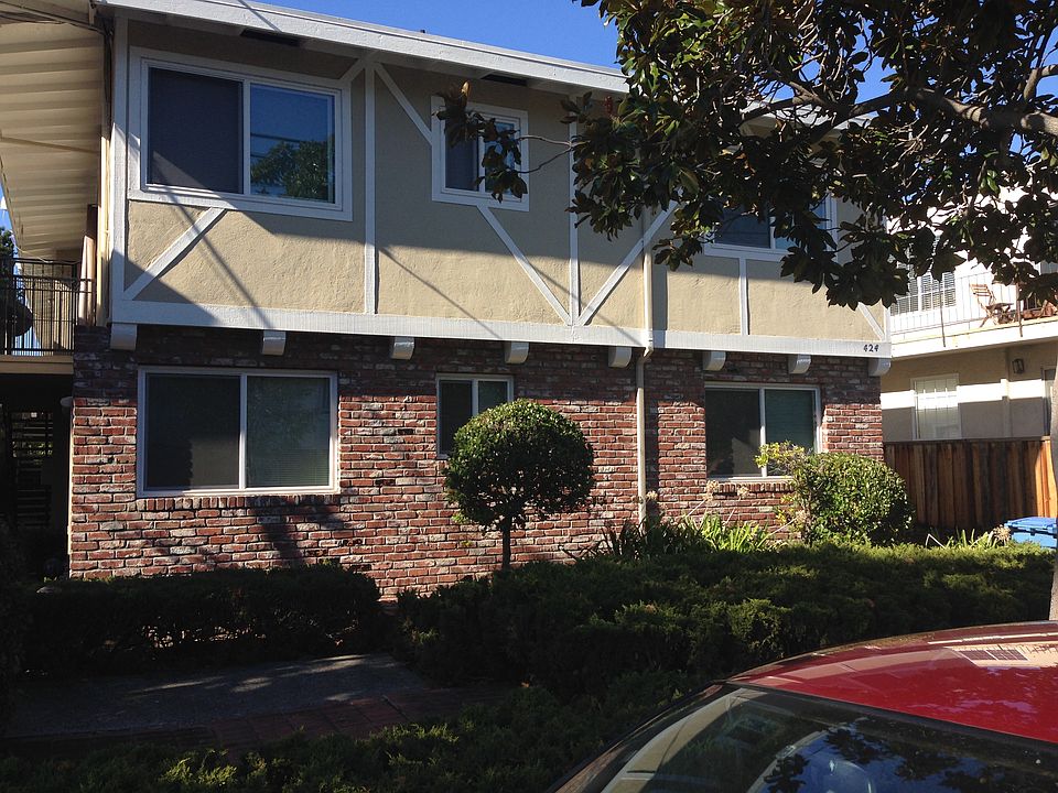1st image of 424 College Ave #A